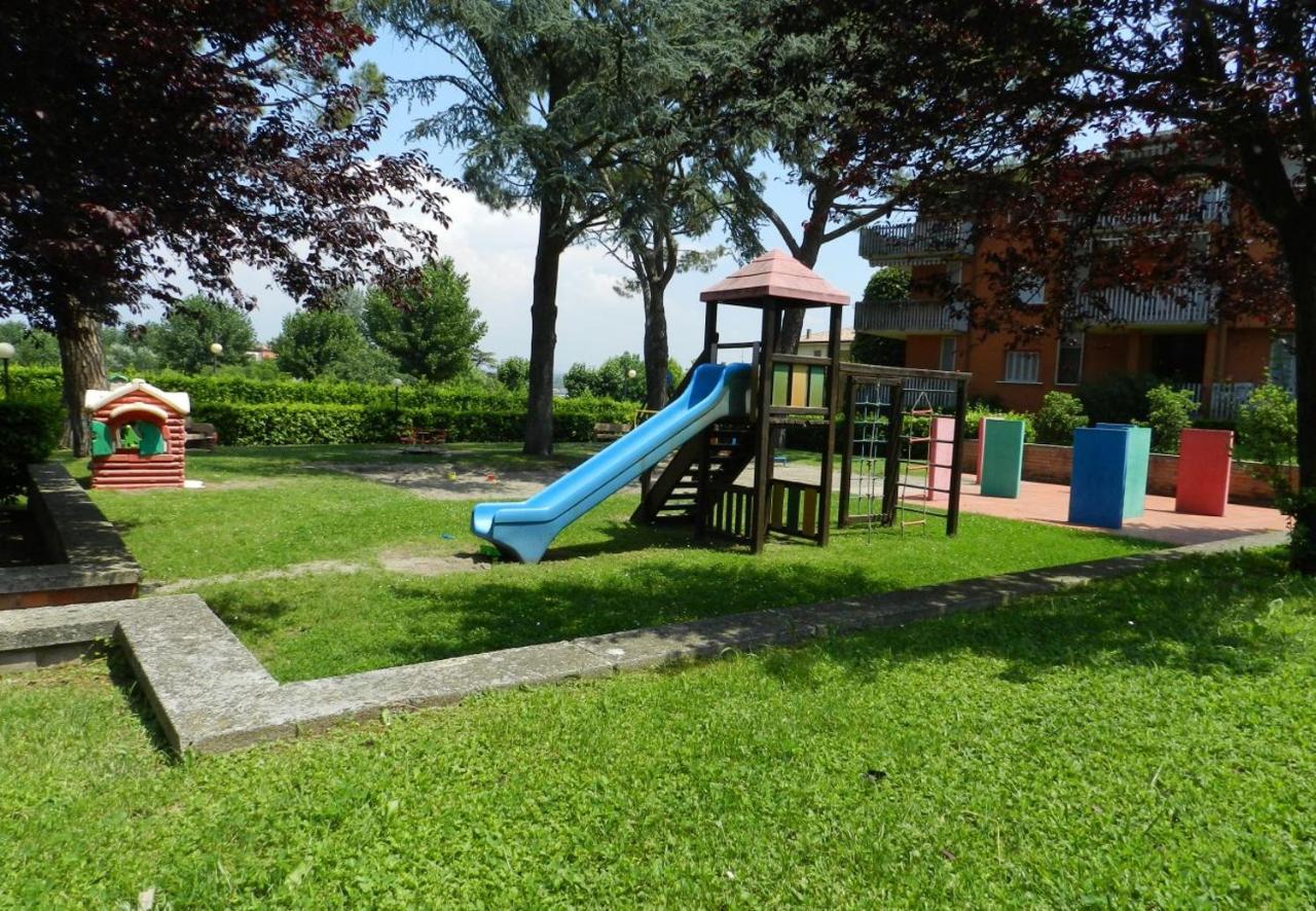 Al Girasole Apartment Peschiera del Garda Ngoại thất bức ảnh